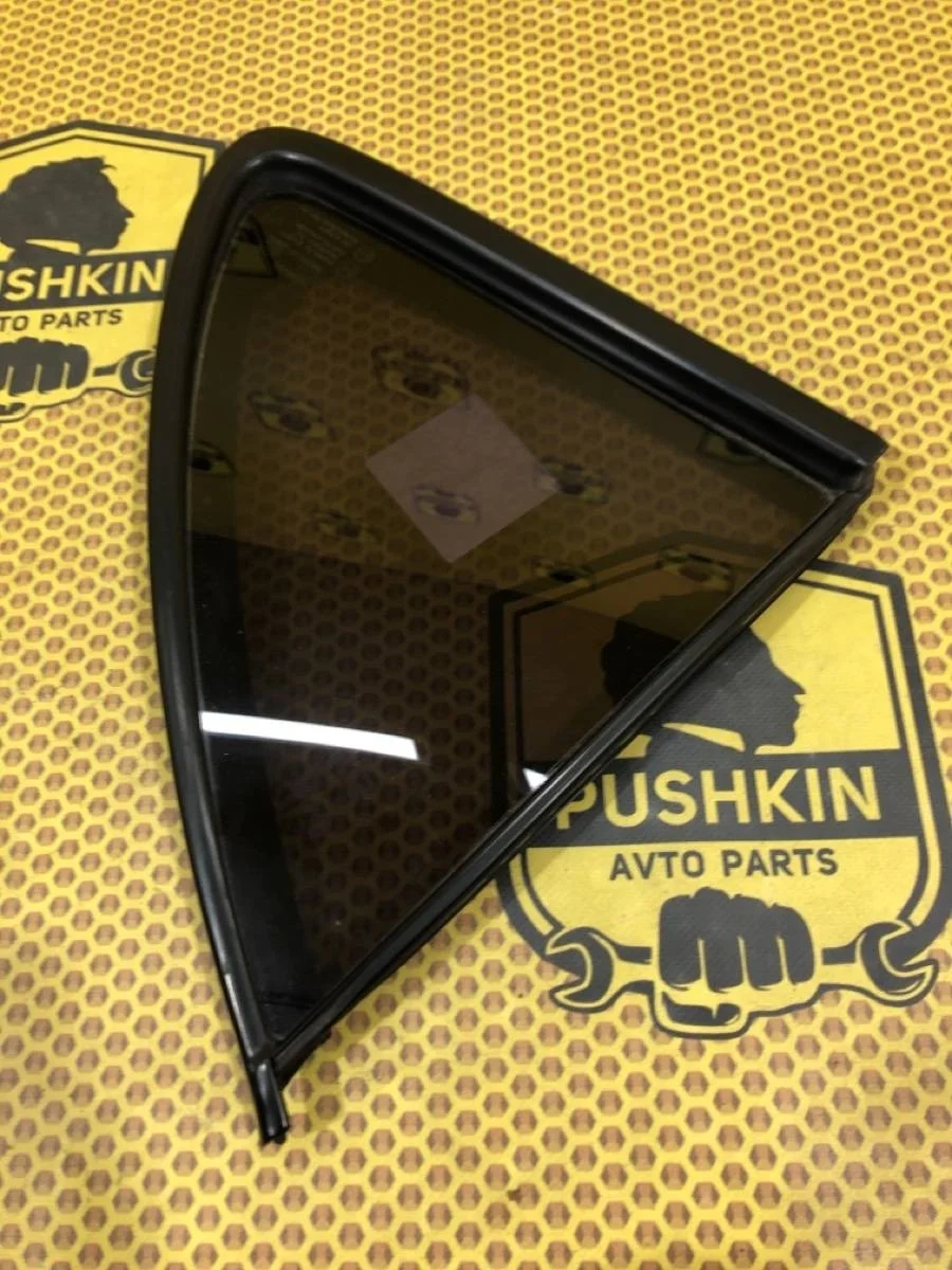 Стекло форточка Nissan Almera 2006 8225395F0A B10 QG16DE, заднее левое