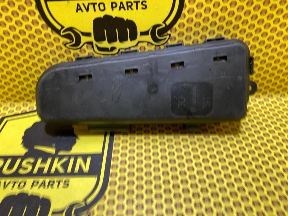 Подушка безопасности в сиденье Nissan QASHQAI 985H0JD00A J10, правая