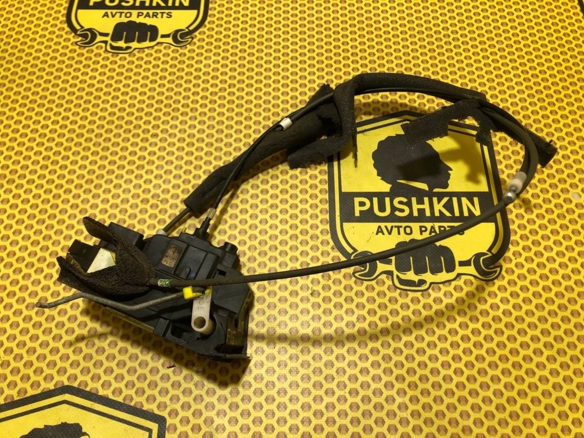 Замок двери Nissan Juke 2013 80501BA60B F15, передний левый