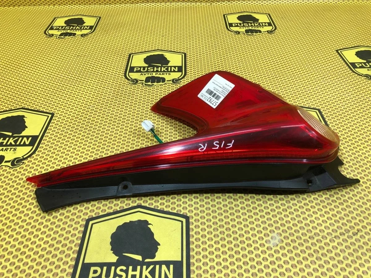 Фонарь в крыло Nissan Juke 2013 265501KA0A F15 HR16DE, задний правый