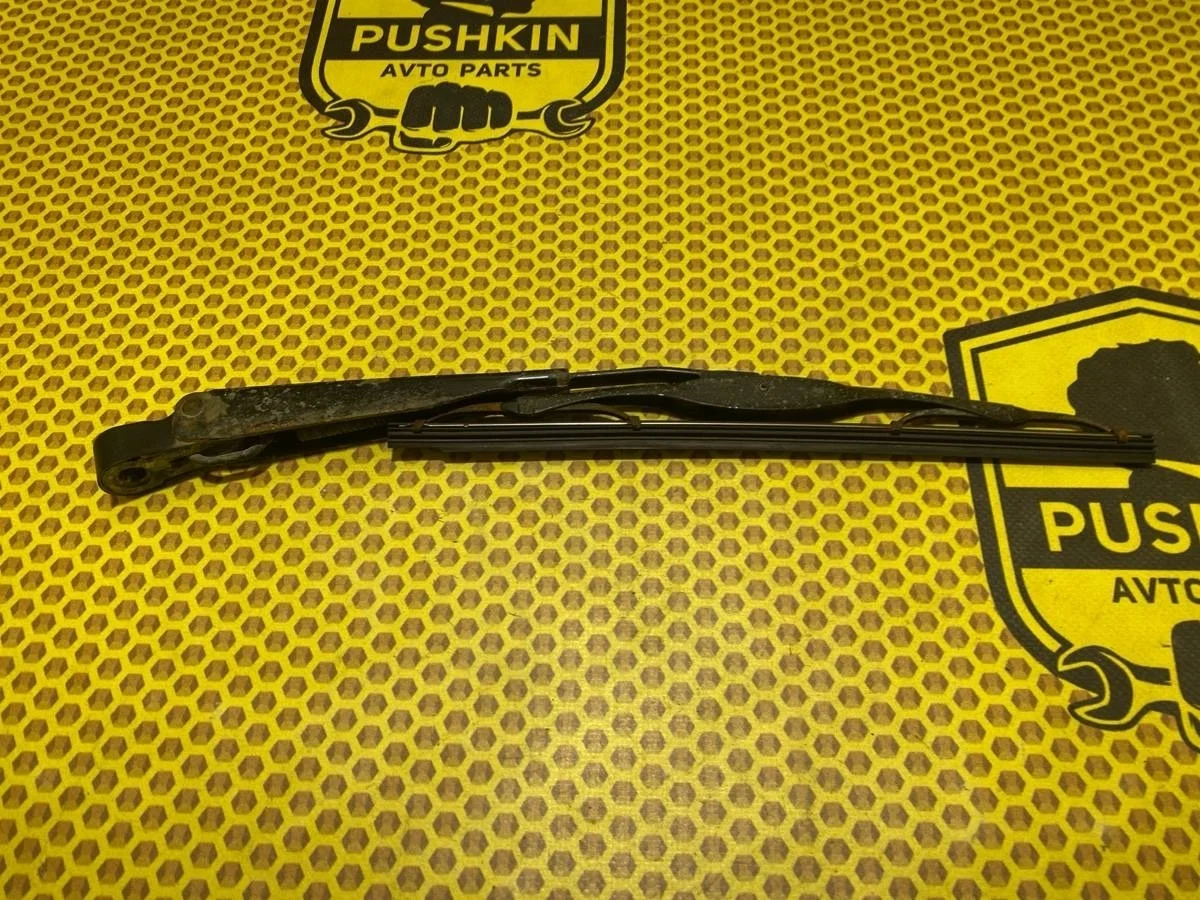 Поводок стеклоочистителя Nissan Juke 2013 28781CJ00A F15 HR16DE, задний