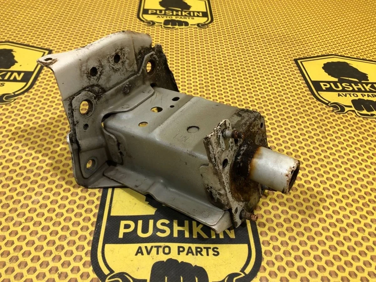 Кронштейн усилителя бампера Nissan Juke 2013 G51151KEMA F15, передний левый