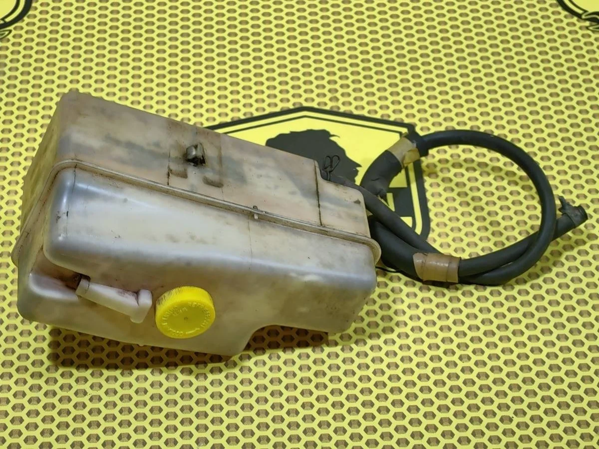 Бачок расширительный Nissan Almera 2007 2171095F0A B10 QG16