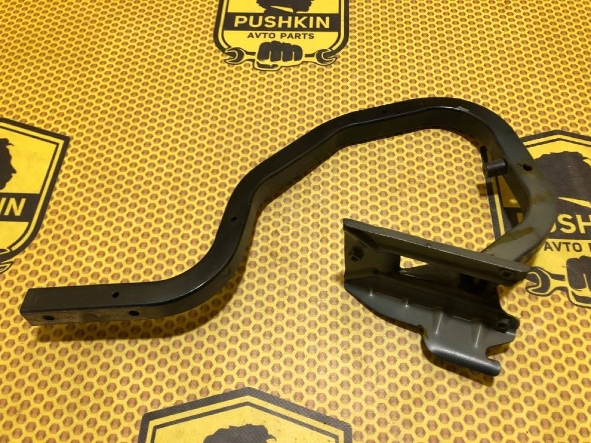 Петля багажника Nissan Almera G15 2013 84401EW000 G15RA K4M, левая