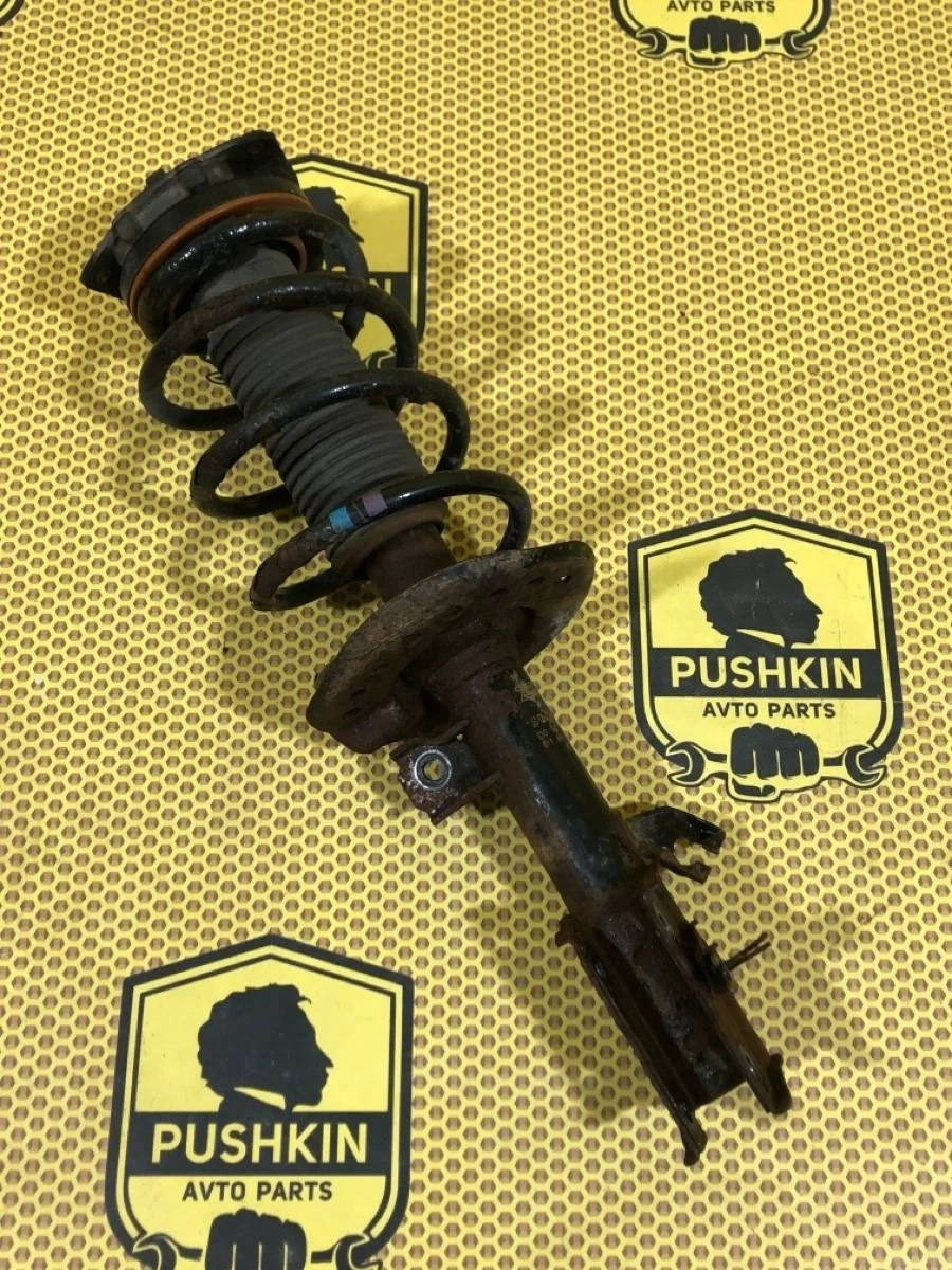 Амортизатор подвески Nissan Qashqai 2011 E4302JE21A J10 MR20DE, передний правый