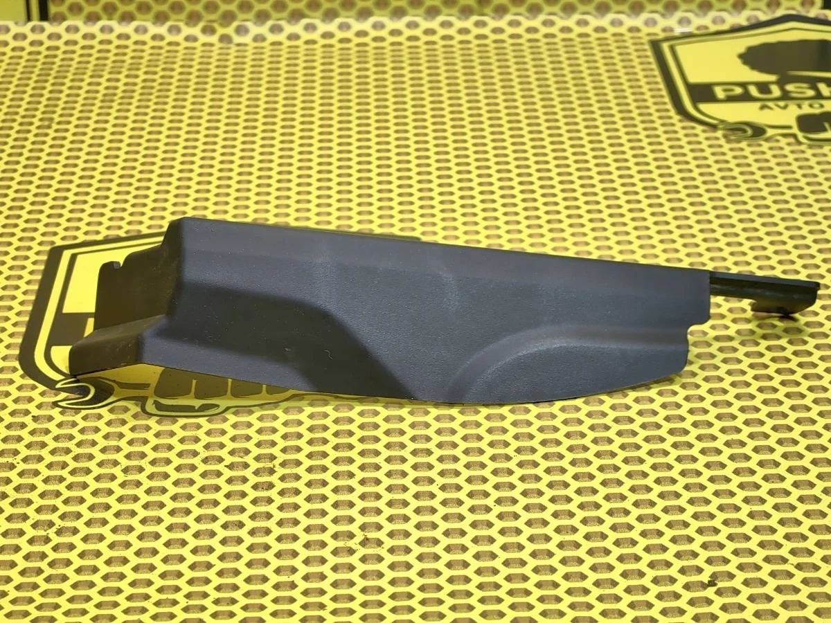 Накладка крыла Nissan QASHQAI 2011 66898BR00A J10 MR20DE