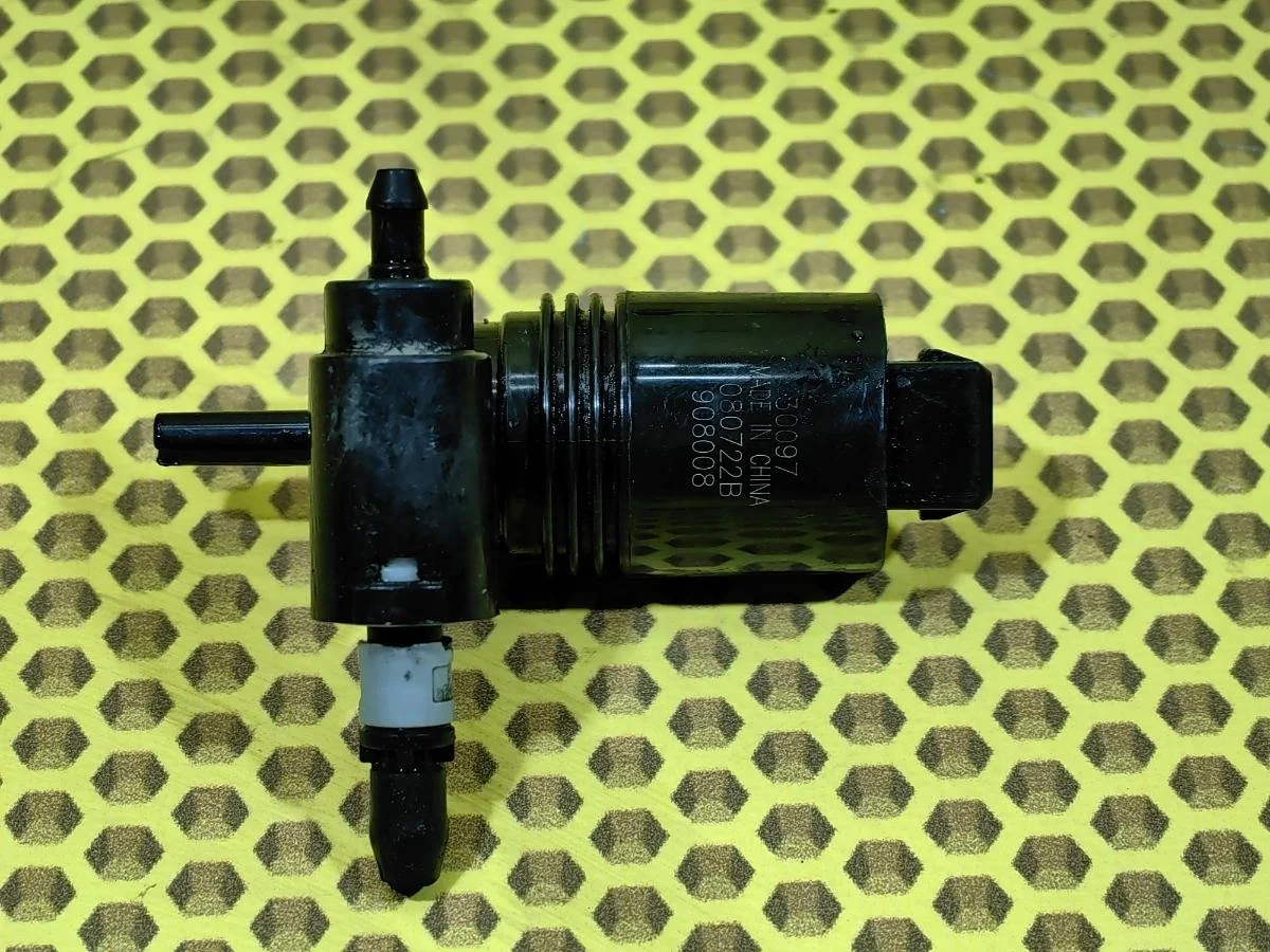 Насос омывателя Nissan Note 2009 28920BC10A E11 CR14DE