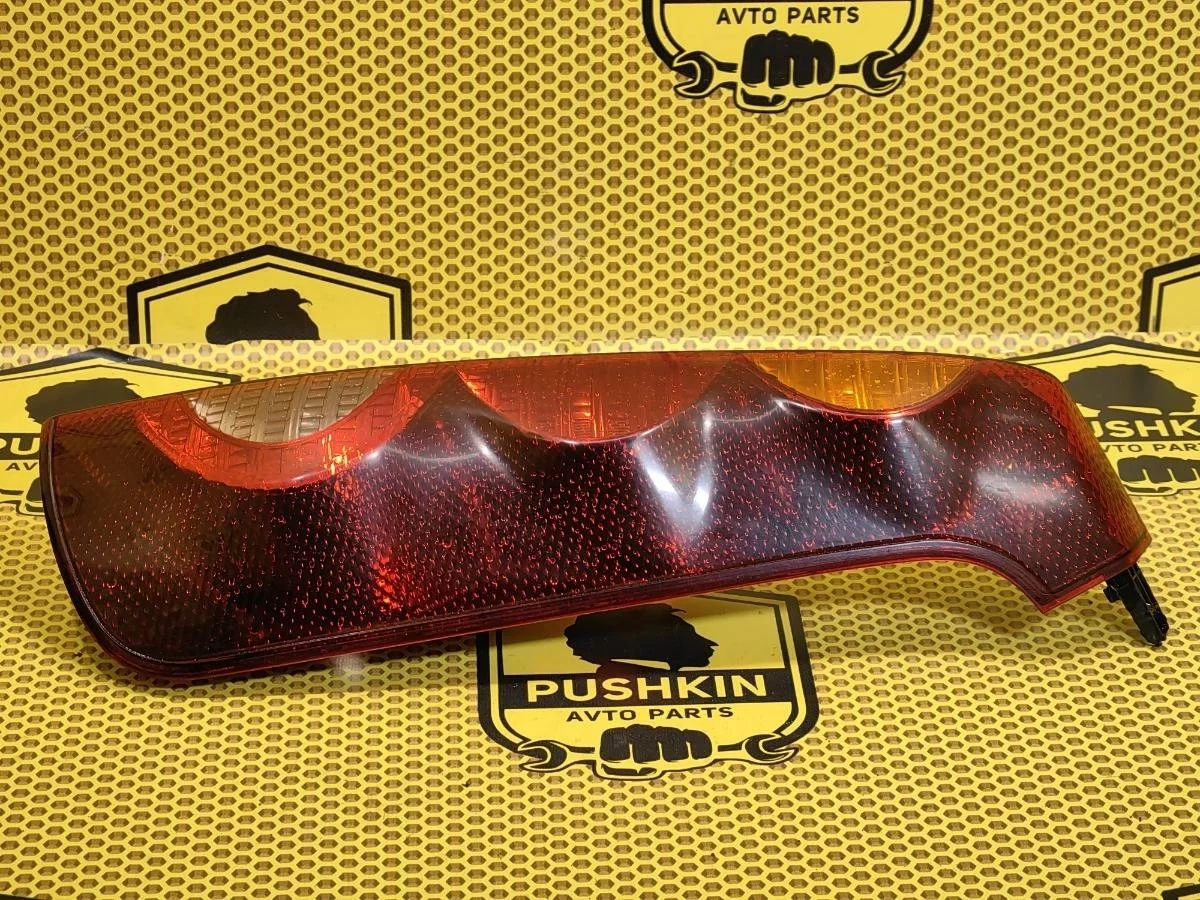 Фонарь в крыло Nissan Note 2009 26550BH00A E11 CR14DE, задний правый