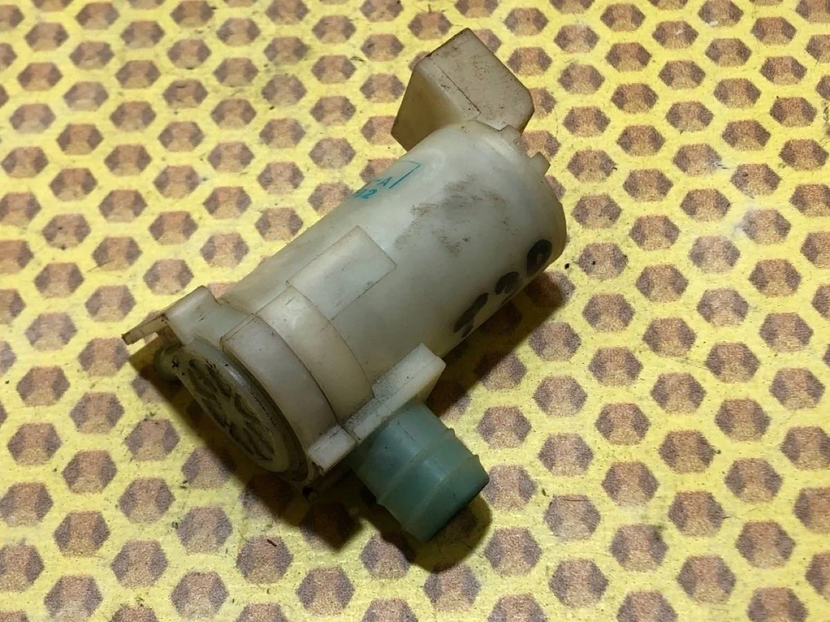 Насос омывателя Nissan X-TRAIL 2005 289208H900 T30 QR20DE