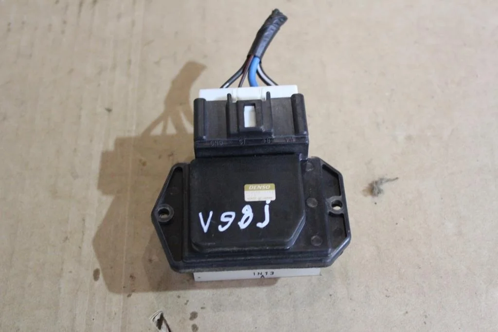 Б.у. резистор печки MITSUBISHI PAJERO V98W MITSUBISHI PAJERO V98W