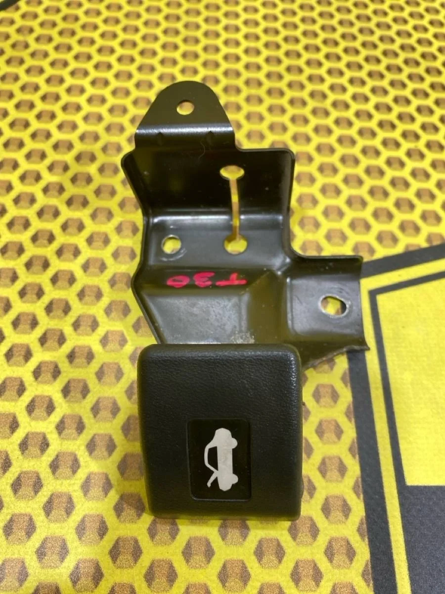 Ручка капота Nissan X-TRAIL 2005 656218H900 T30 QR20DE