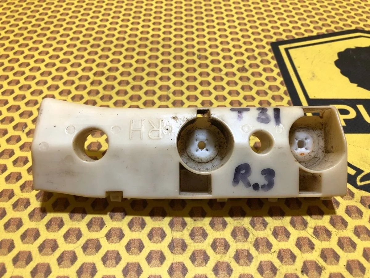 Кронштейн бампера Nissan X-TRAIL 2008 85270JG00A T31 QR25DE, задний правый