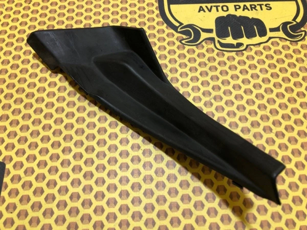 Уголок жабо Nissan X-TRAIL 2008 66894JG000 T31 QR25DE, правый