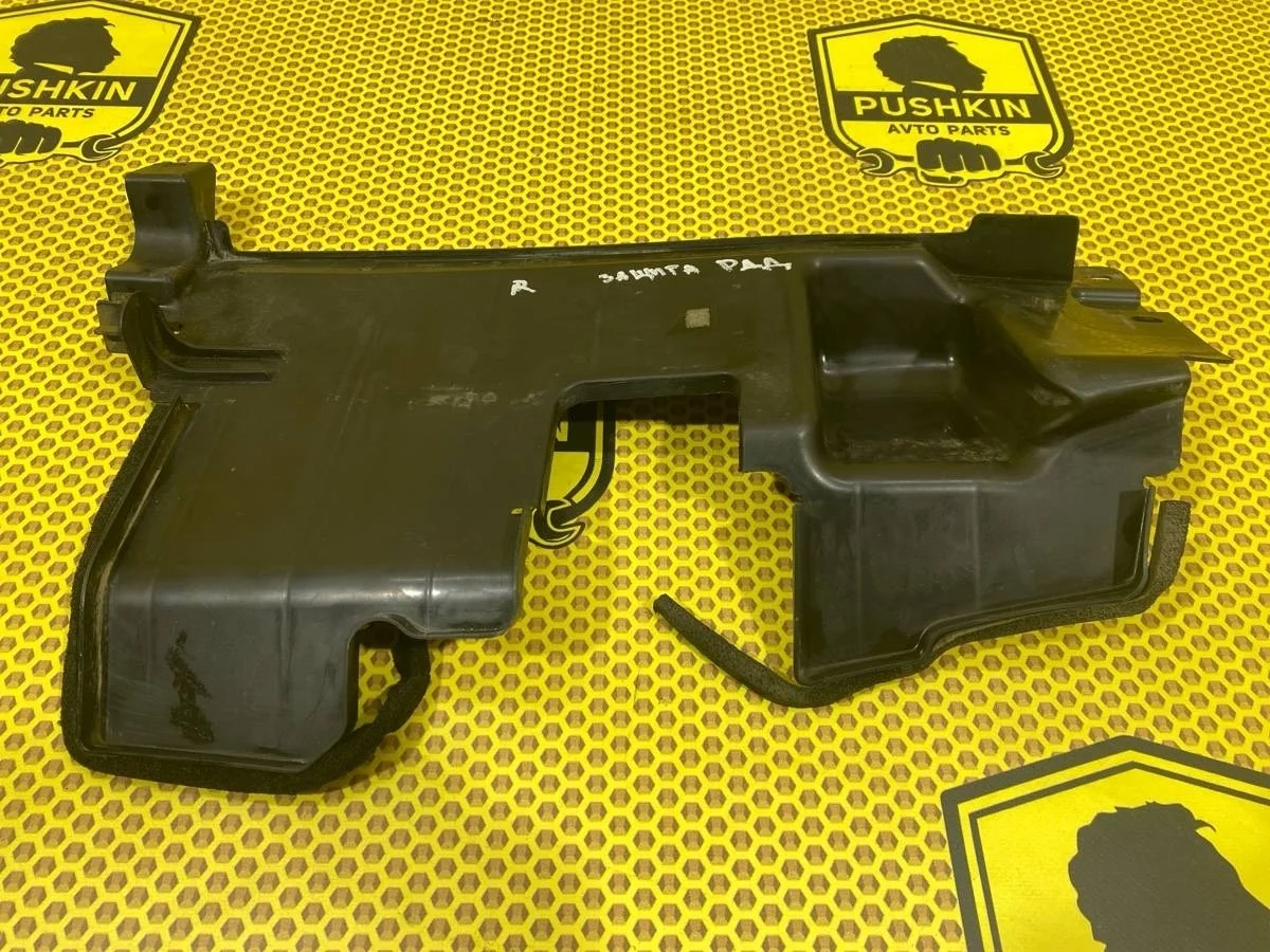 Дефлектор радиатора Nissan Qashqai 2011 62822BR20A J10 MR20DE, правый