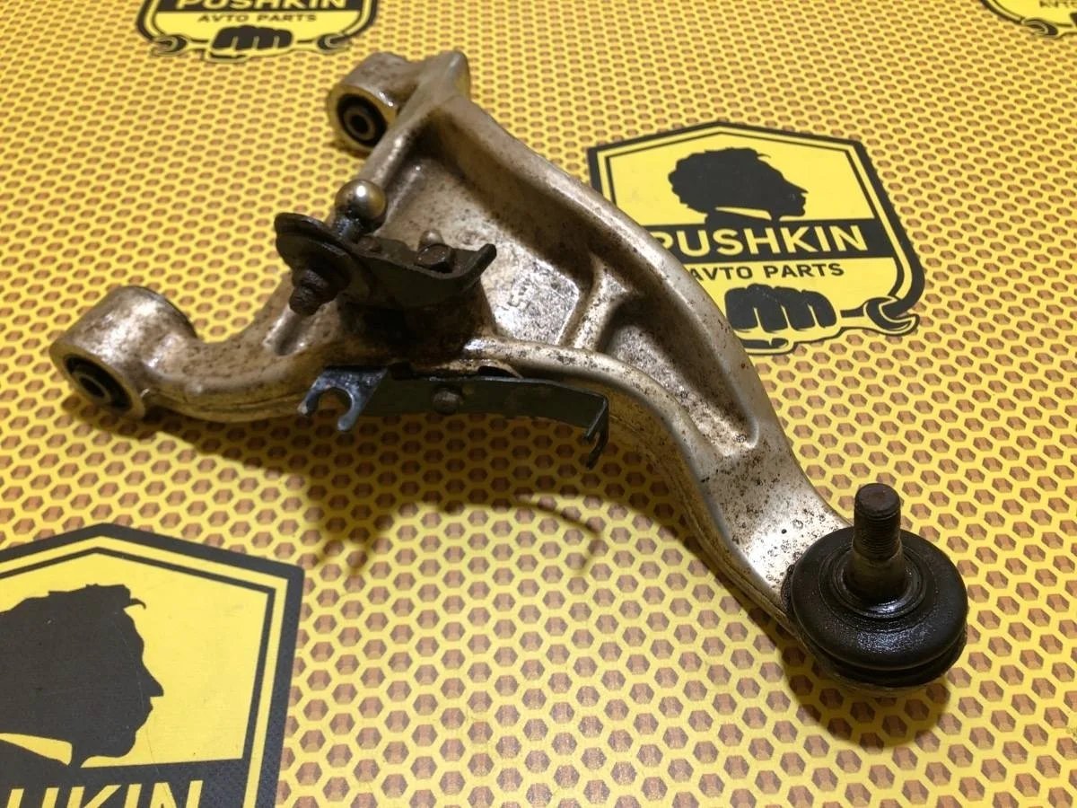 Рычаг верхний Nissan Murano 2006 55501CA00A Z50 VQ35DE, правый