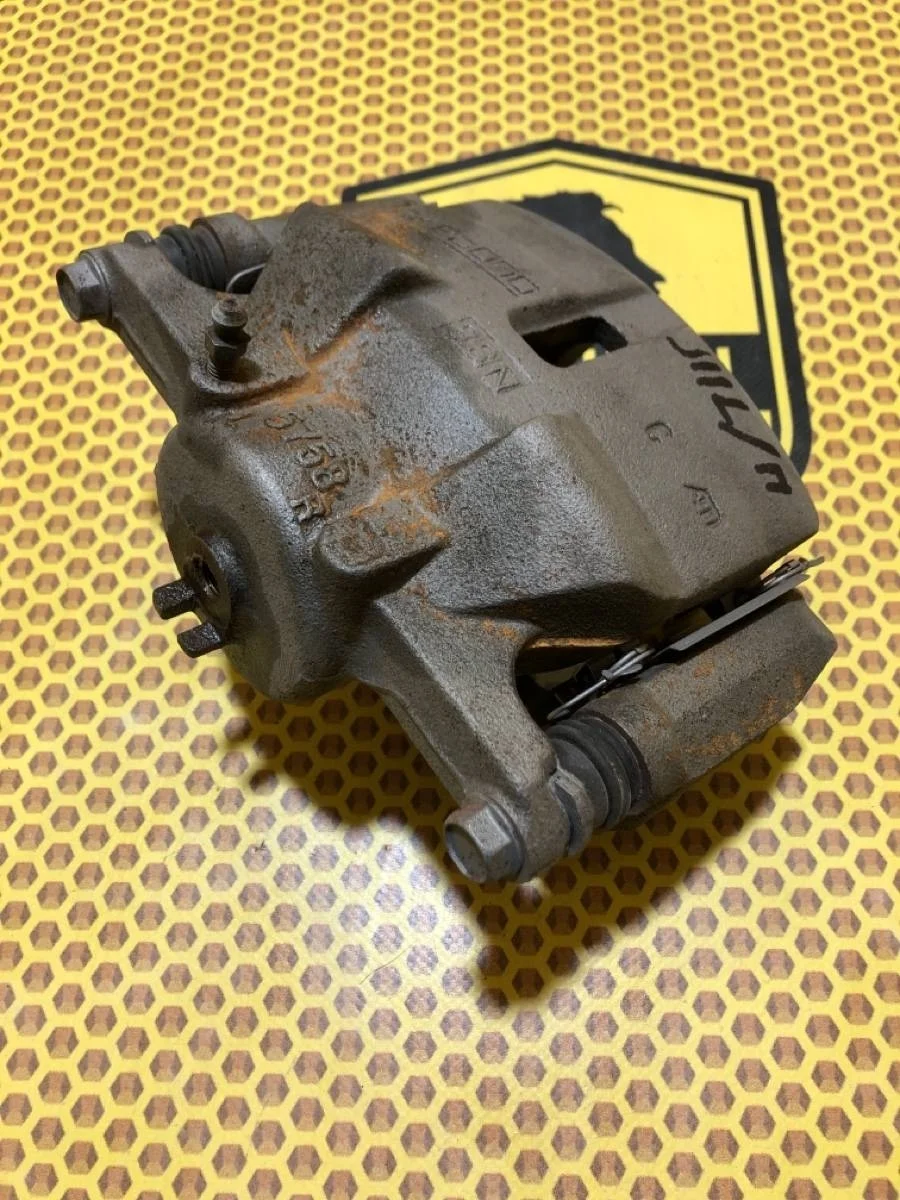 Суппорт Nissan Qashqai 2019 410114EA0A J11 MR20, передний левый