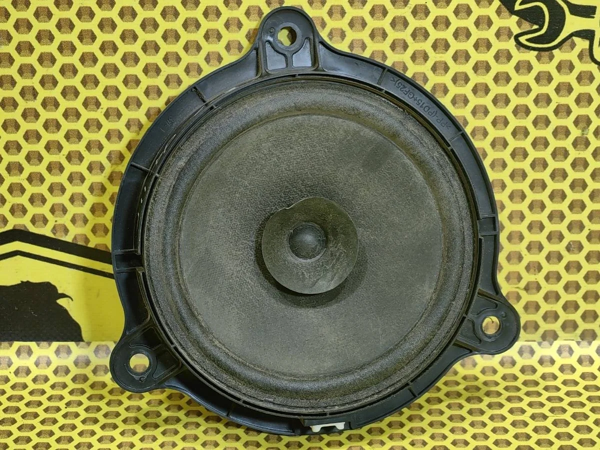 Динамик колонка Nissan Qashqai 2014 281563SG0A J11 MR20DD