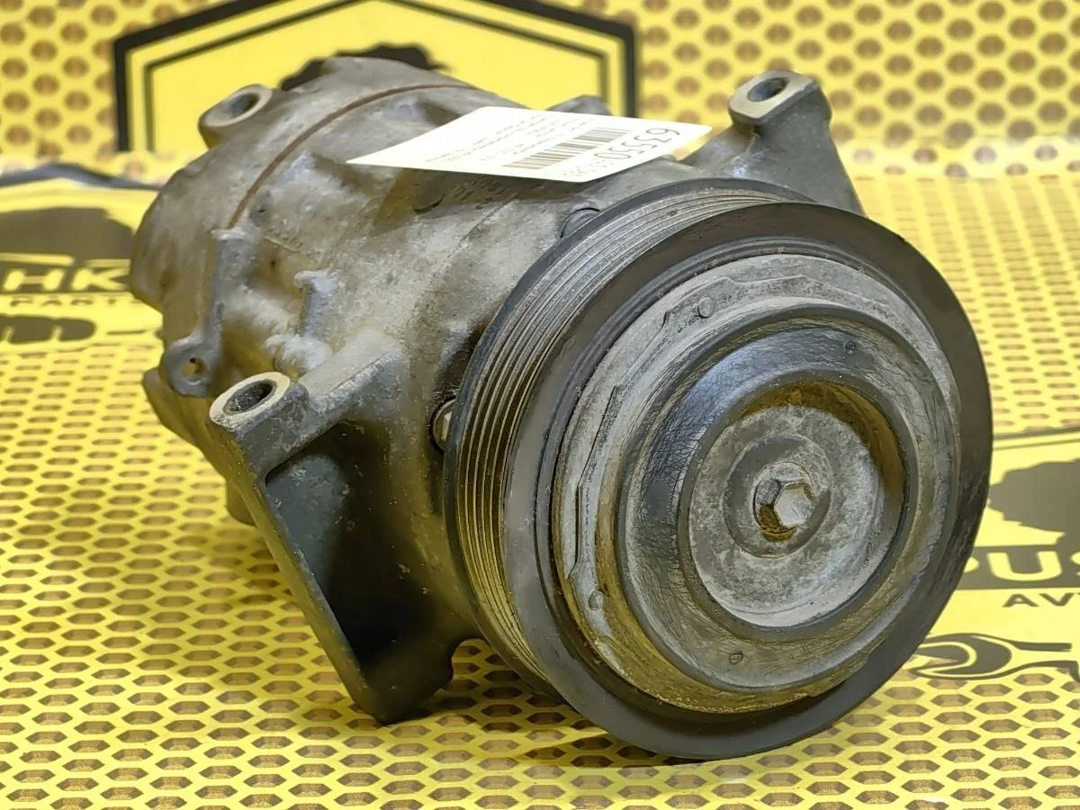 Компрессор кондиционера Nissan Qashqai 2014 926004EB0A J11 MR20DD