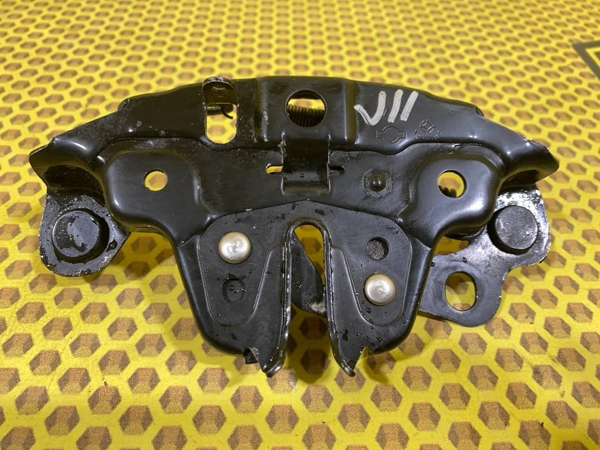 Замок капота Nissan Qashqai 2014 656014EH0A J11 MR20DD