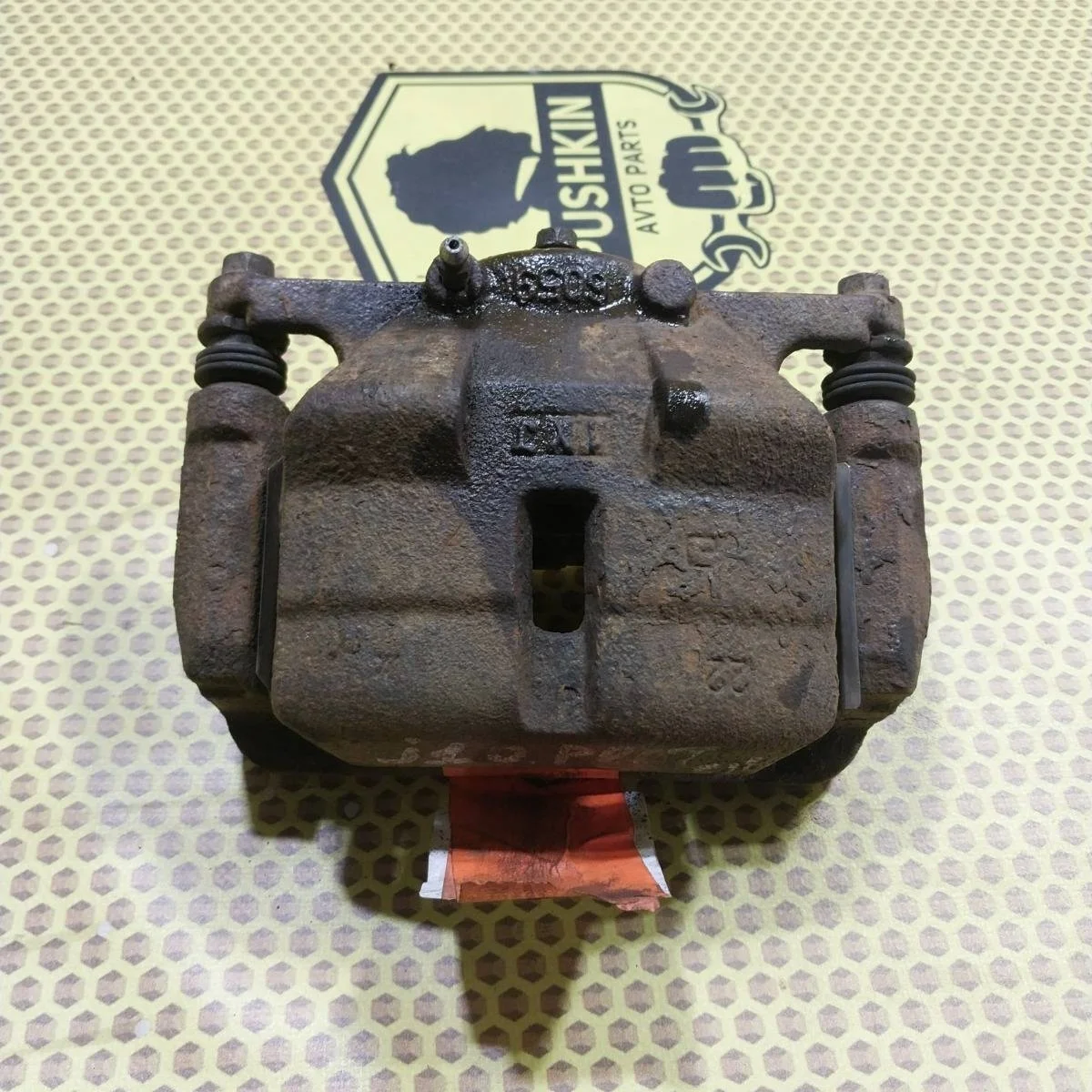 Суппорт Nissan Qashqai 2011 41011JD00A J10, передний левый