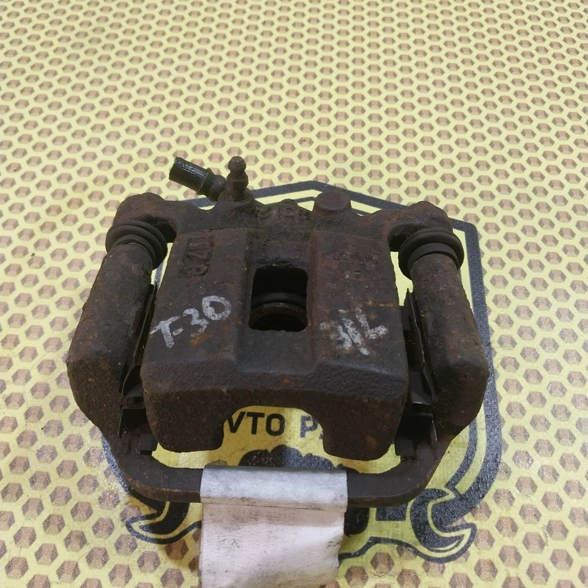 Суппорт Nissan Xtrail 2005 440118H300 T30 QR, задний левый