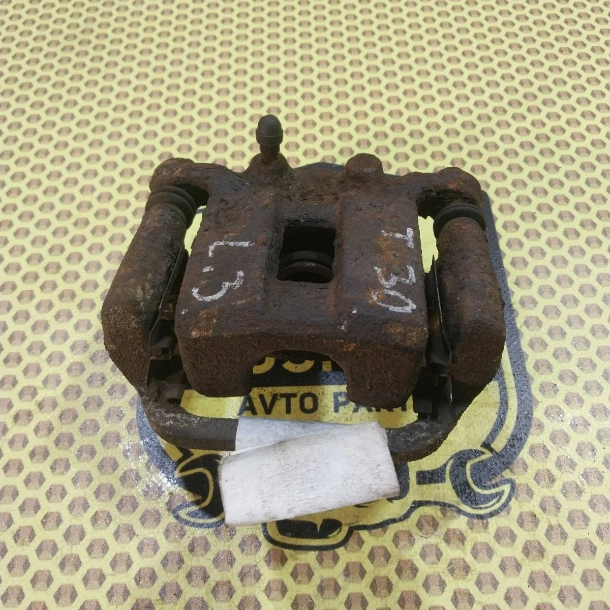 Суппорт Nissan Xtrail 2005 440118H300 T30 QR, задний левый