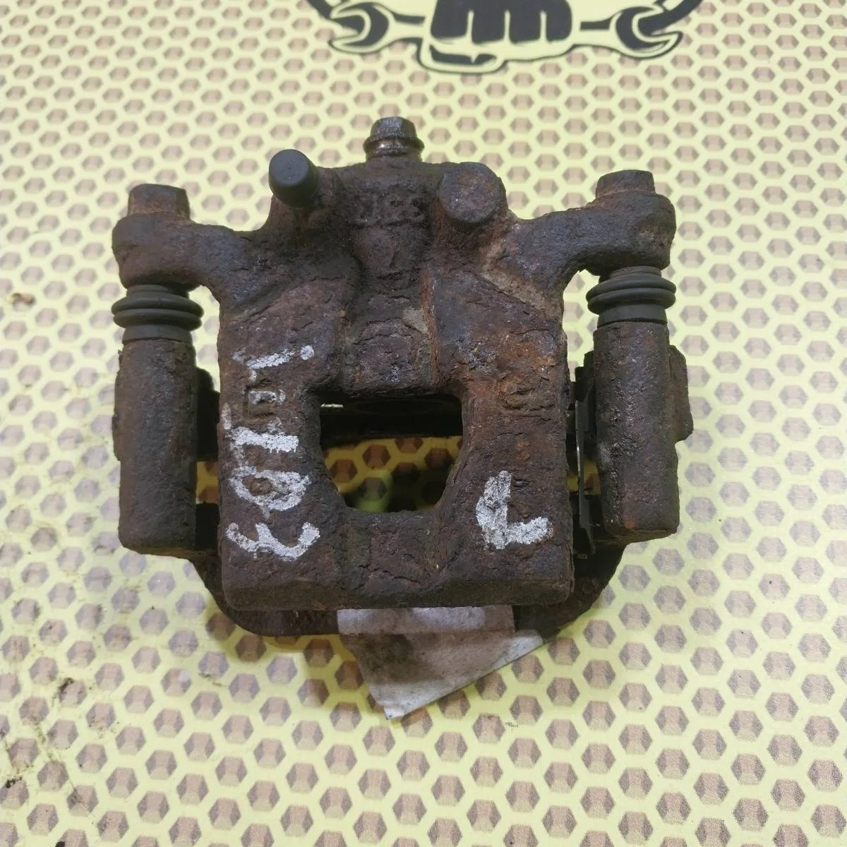 Суппорт Nissan Qashqai 2009 44011EM11A J10E, задний левый