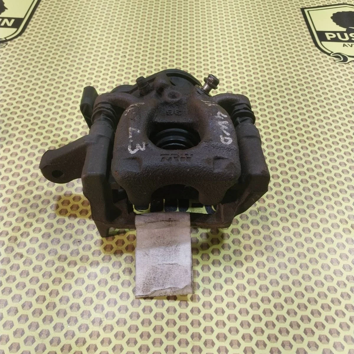 Суппорт Nissan Qashqai 2014 440114EA0A J11, задний левый