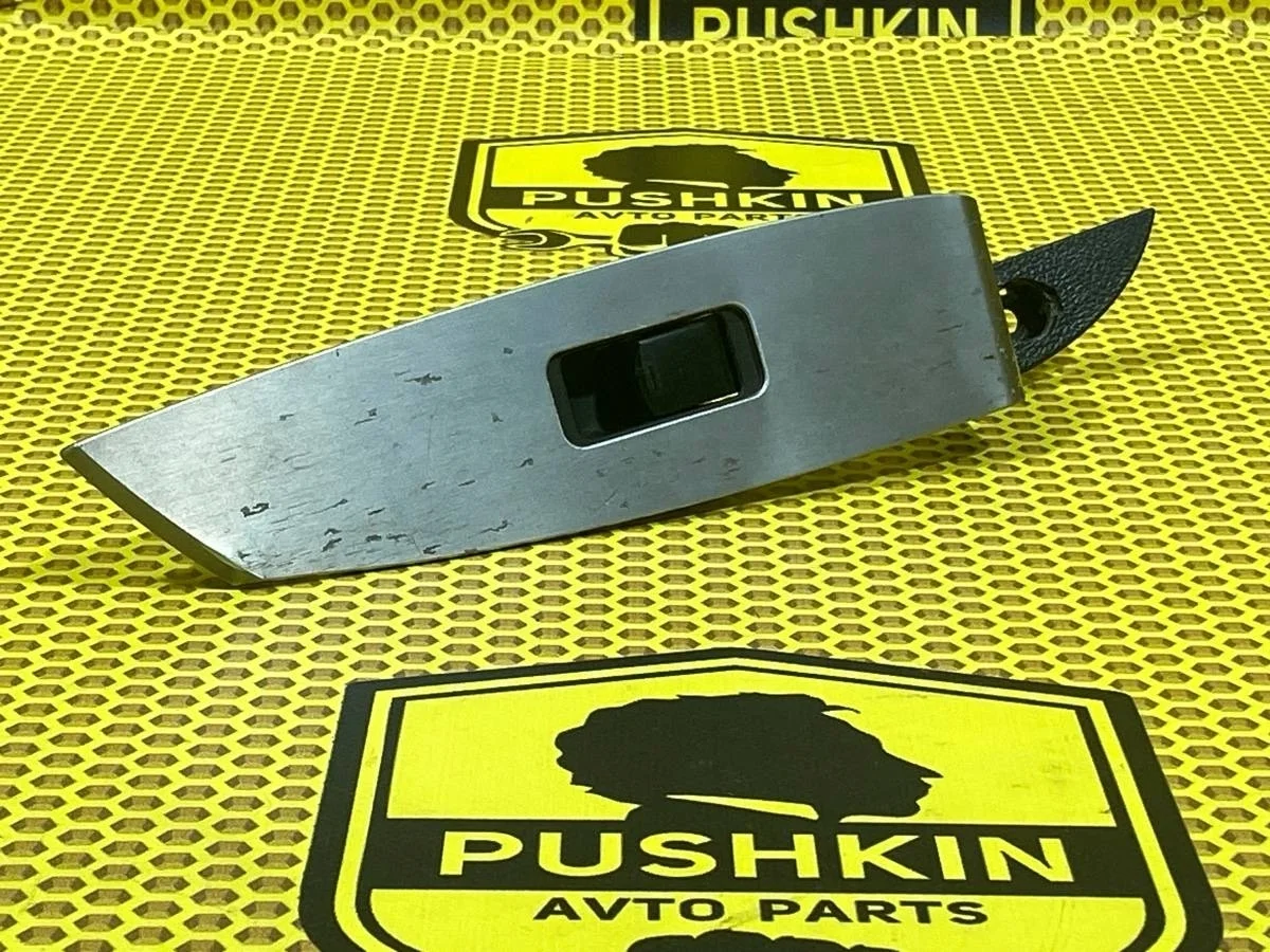 Кнопка стеклоподъемника Nissan Murano 2007 25411AX010 Z50 VQ35DE, передняя правая