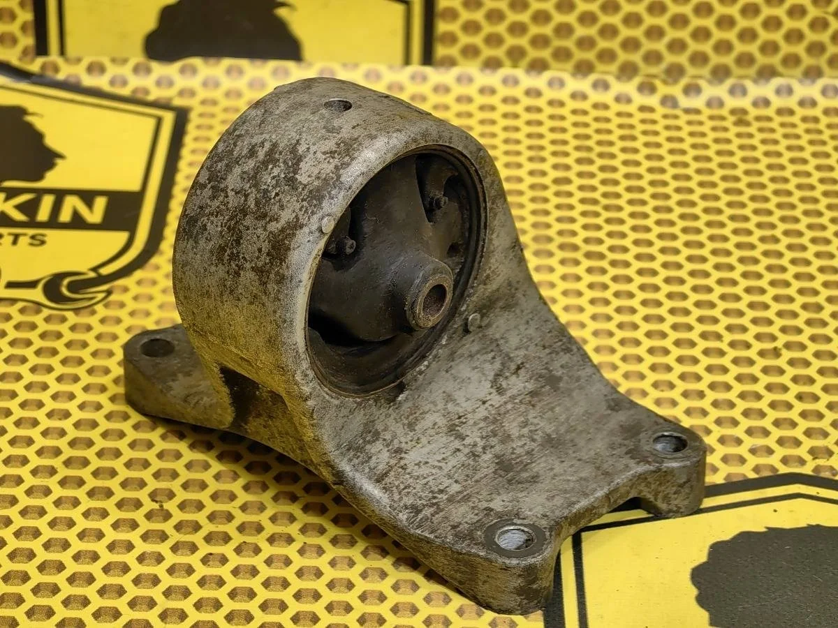 Опора двигателя Nissan Almera 2007 1127095F0A B10 QG16, задняя