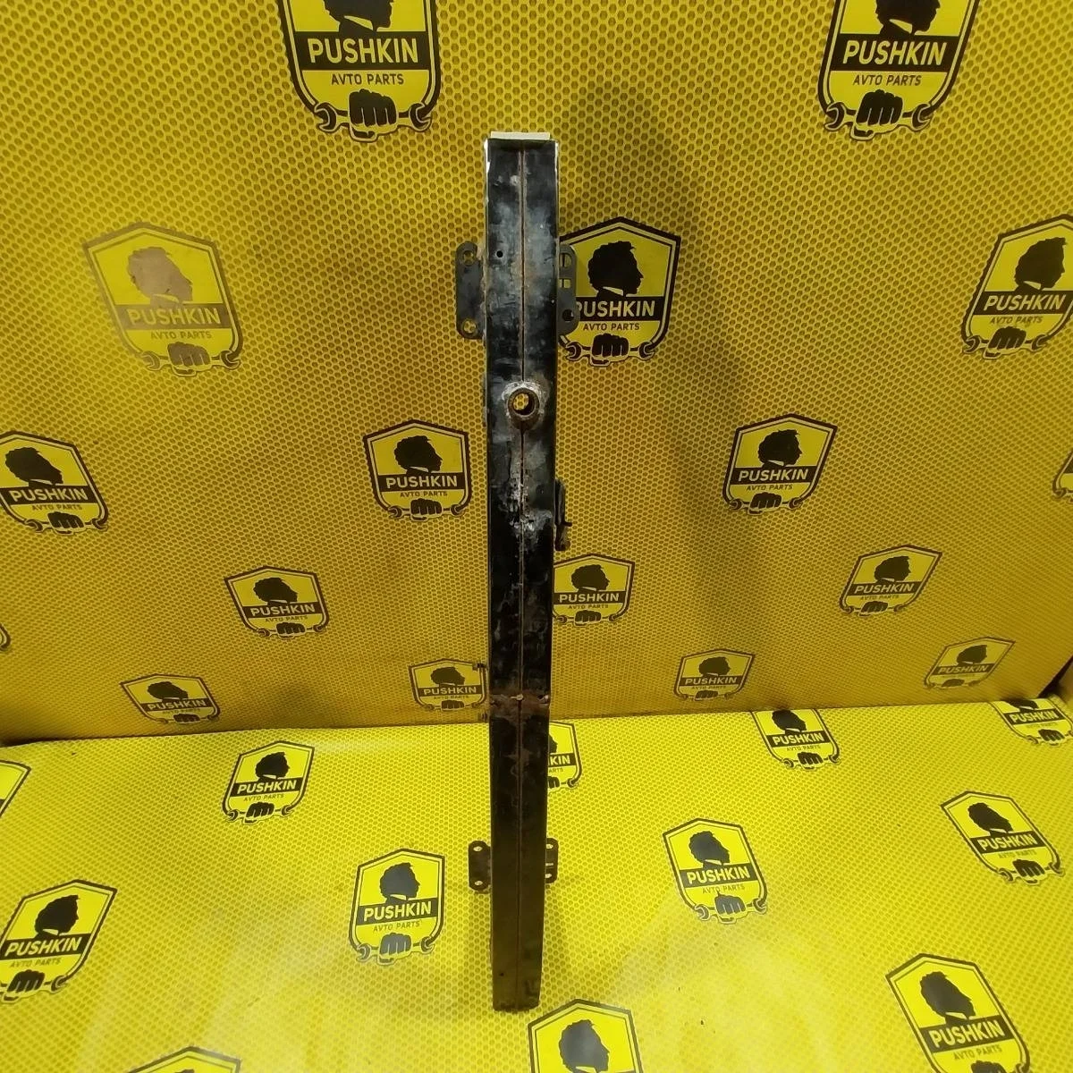 Усилитель бампера Nissan Qashqai 2009 62660JD00A J10, передний