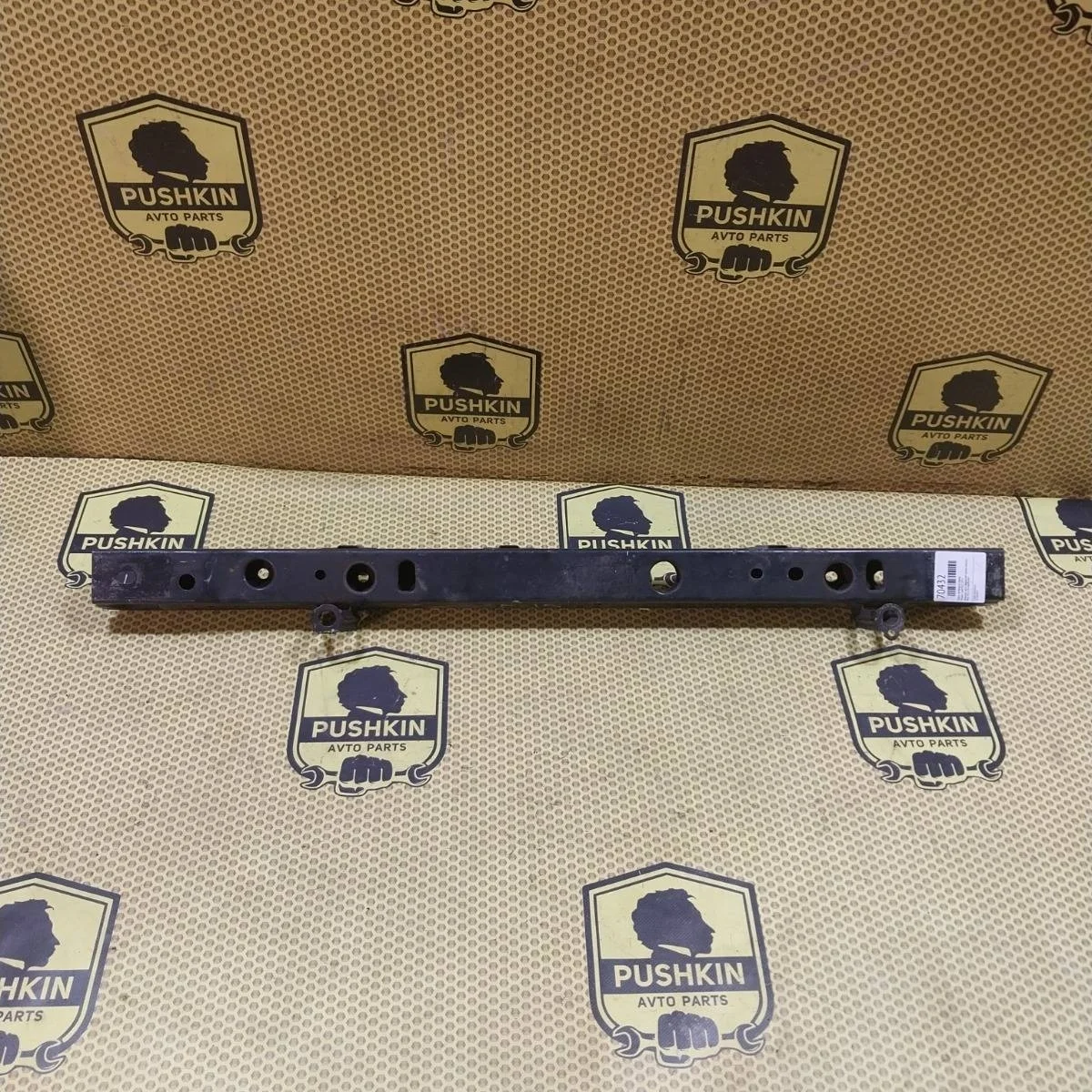 Часть тв панели Nissan Juke 2011 625301KE0A F15, передний