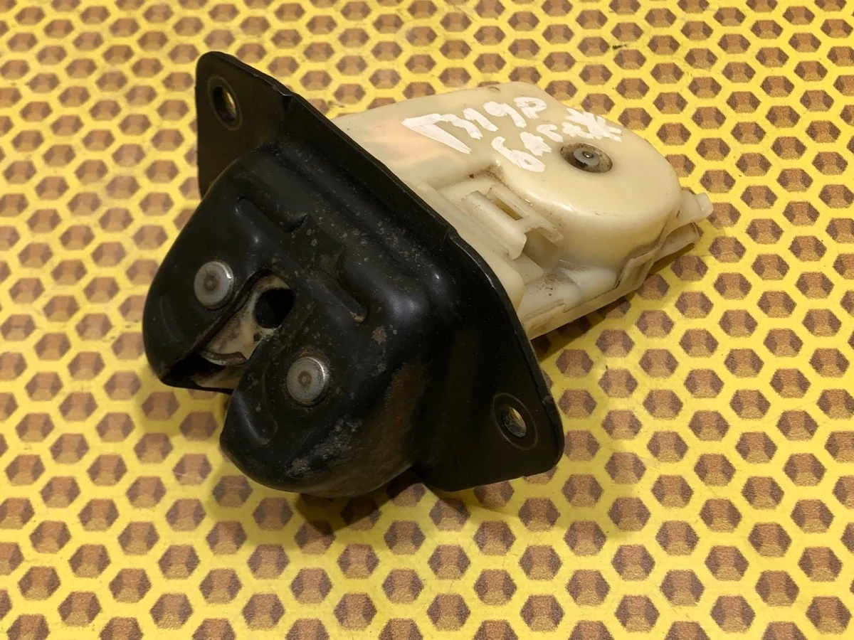 Замок багажника Nissan X-TRAIL 2008 90502JG00A T31 MR20DE