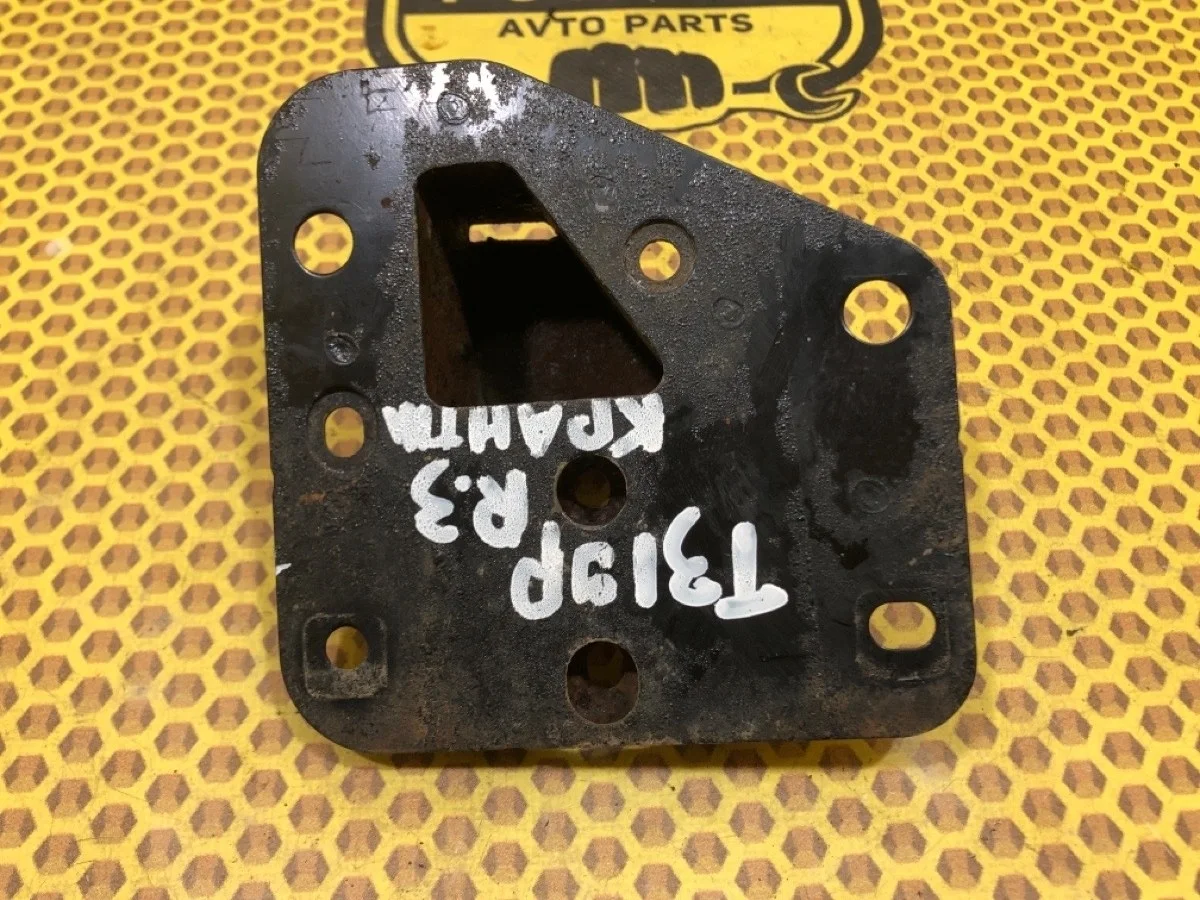 Кронштейн усилителя бампера Nissan X-Trail 2008 85210JG01A T31 MR20DE, задний правый