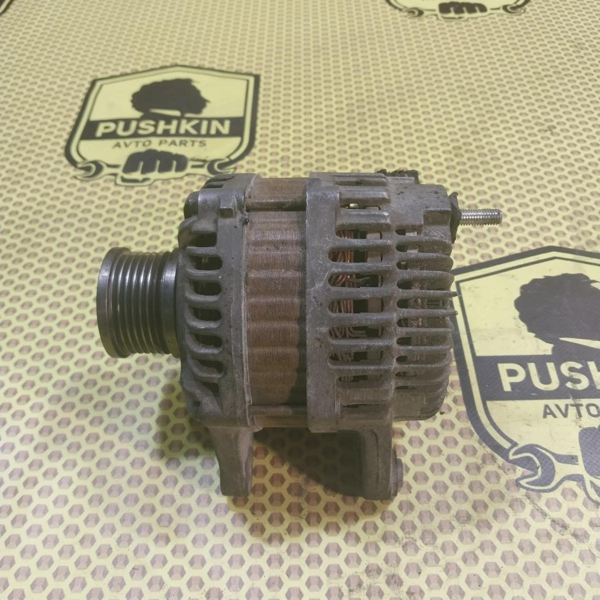 Генератор Nissan Tiida 2009 23100EM01A С11 HR