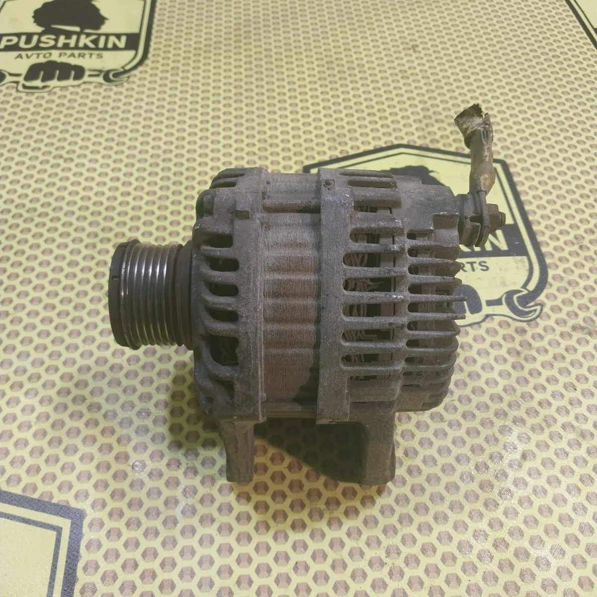 Генератор Nissan Tiida 2009 23100EM01A С11 HR