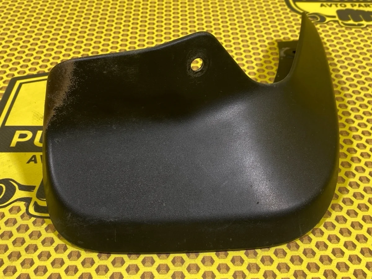 Брызговик Nissan Qashqai 2017 78810BM90A J11 MR20DD, задний правый