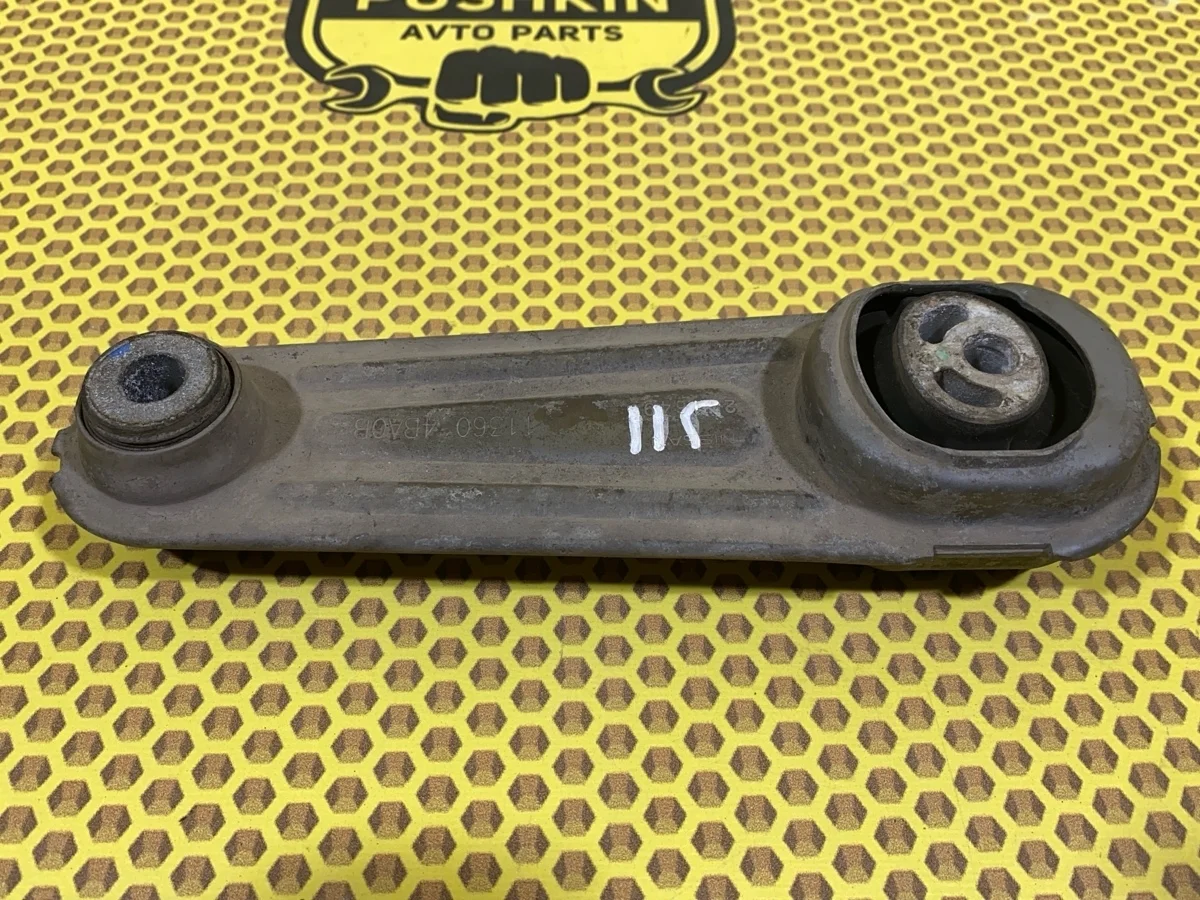 Опора двигателя задняя Nissan Qashqai 2017 112383734R J11 MR20DD, задняя