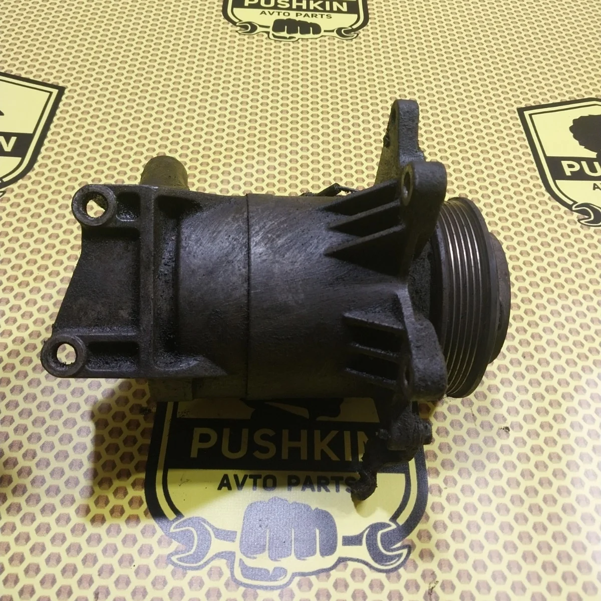 Компрессор кондиционера Nissan Murano 2005 92600CA010 Z50 VQ35