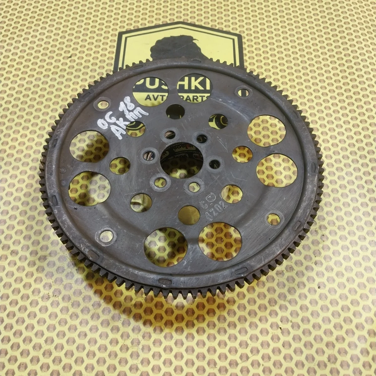 Маховик АКПП Nissan Almera 2004 123109F600 N16 QG18