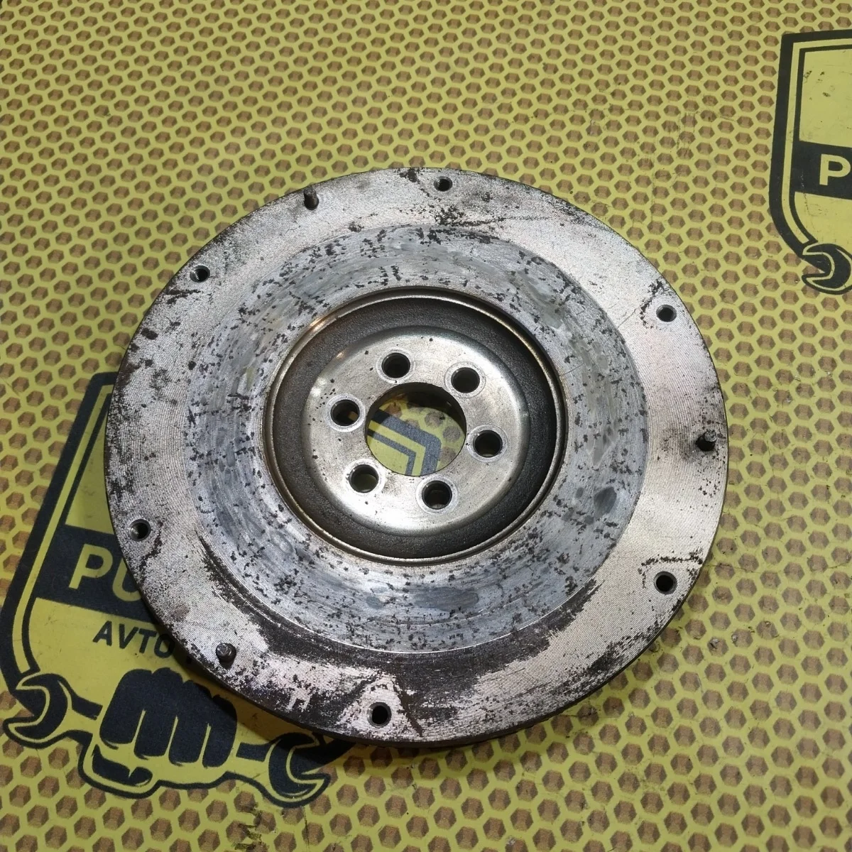 Маховик МКПП Nissan Qashqai 2009 123101KA0A J10 HR16