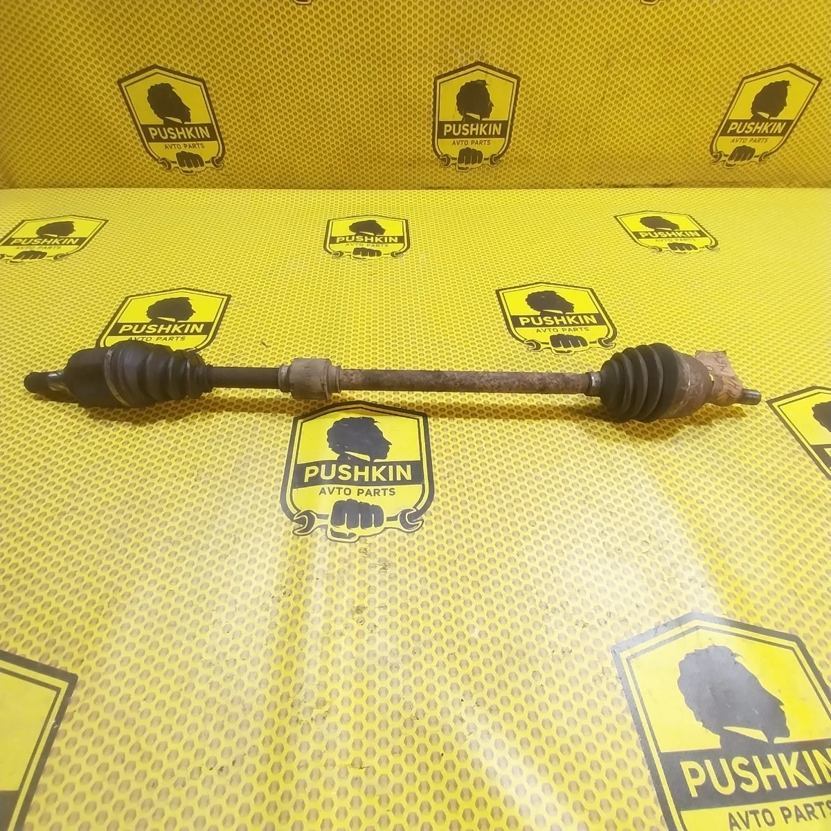 Привод МКПП Nissan Note 2009 391001U600 E11 HR, передний правый