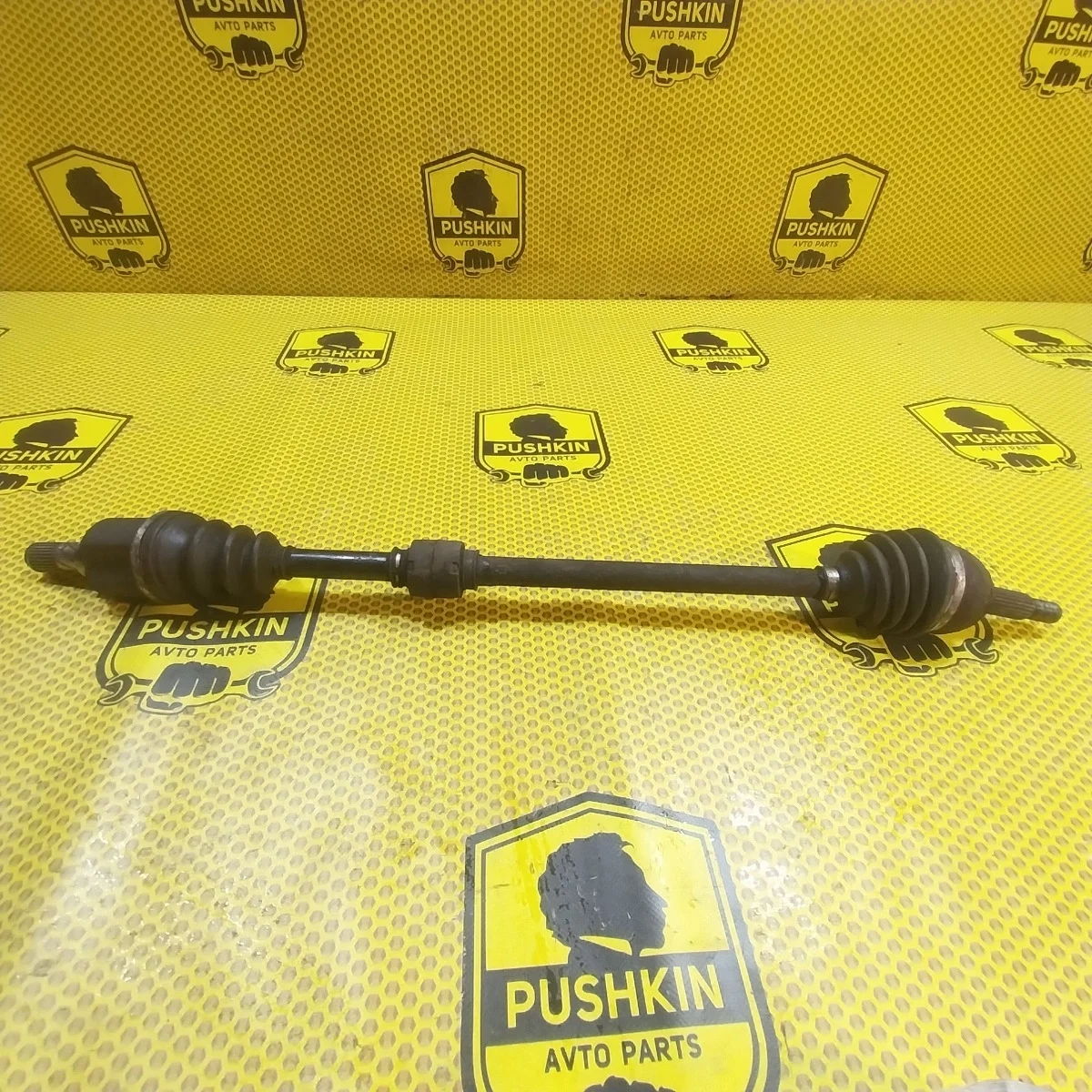 Привод МКПП Nissan Note 2009 391001U600 E11 HR, передний правый