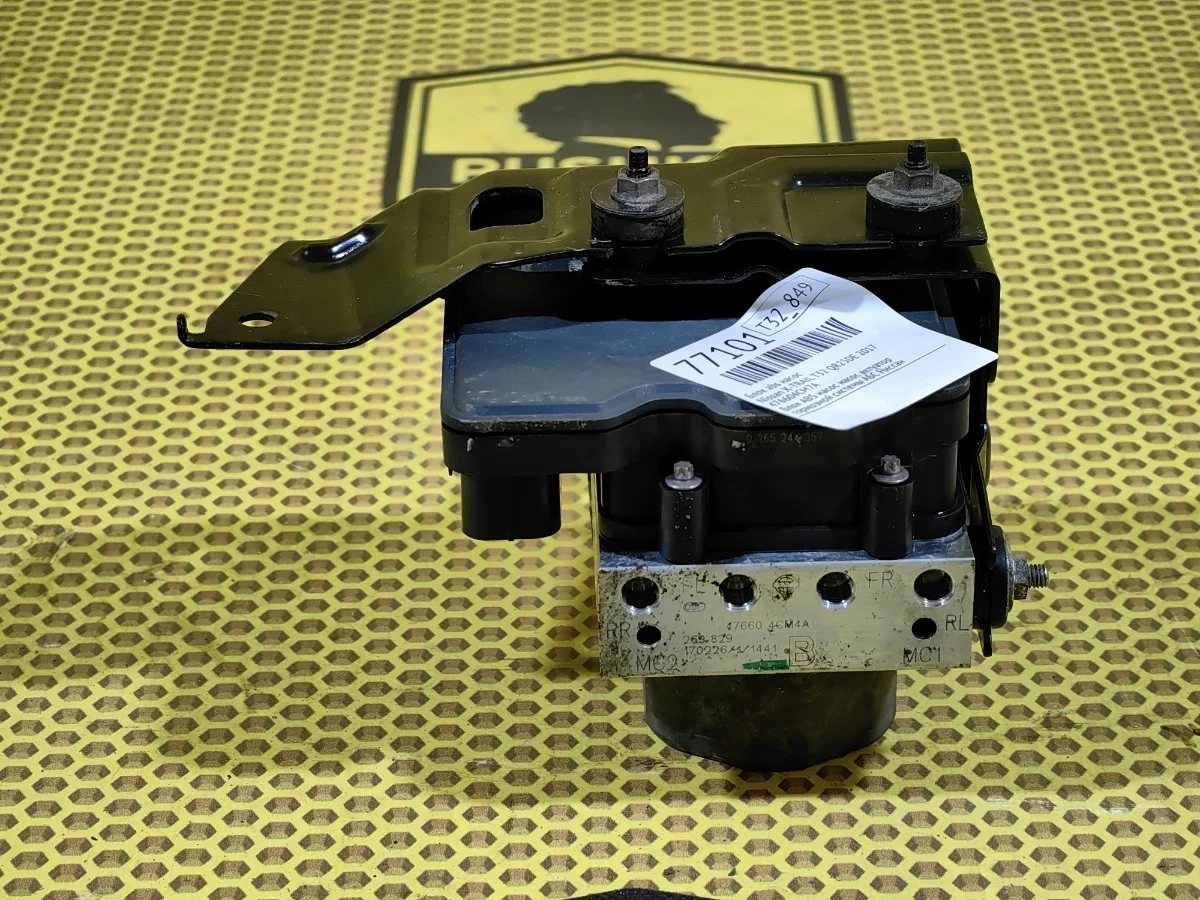 Блок АБС Nissan X-Trail 2017 476604CM7A T32 QR25DE