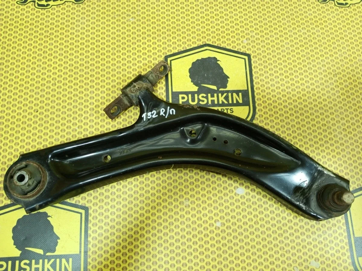 Рычаг нижний Nissan X-TRAIL 2017 545014CL1B T32 QR25DE, передний левый