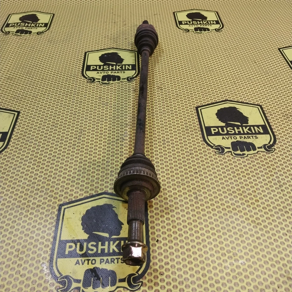 Привод Nissan Xtrail 2005 396008H510 T30 QR25, задний