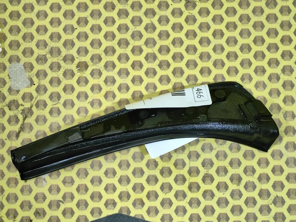 Уголок жабо Nissan Qashqai 2010 66894BR00A J10 MR20DE, правый