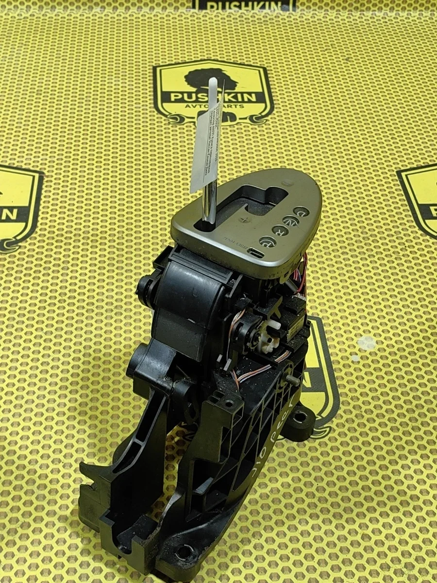 Селектор АКПП Nissan Qashqai 2010 34901JD90C J10 MR20DE