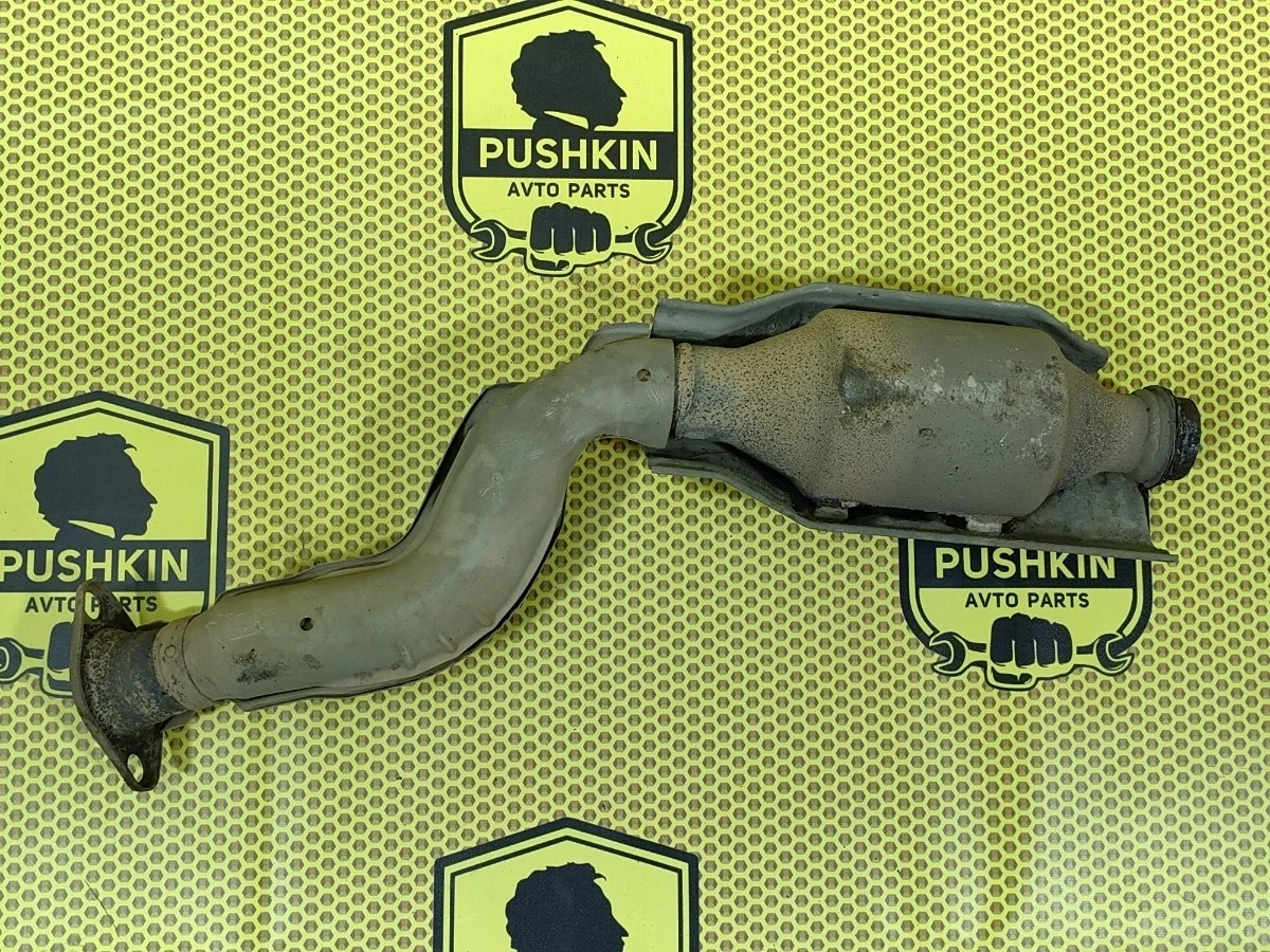 Труба глушителя Nissan Qashqai 2010 20010JD25A J10 MR20DE, передняя