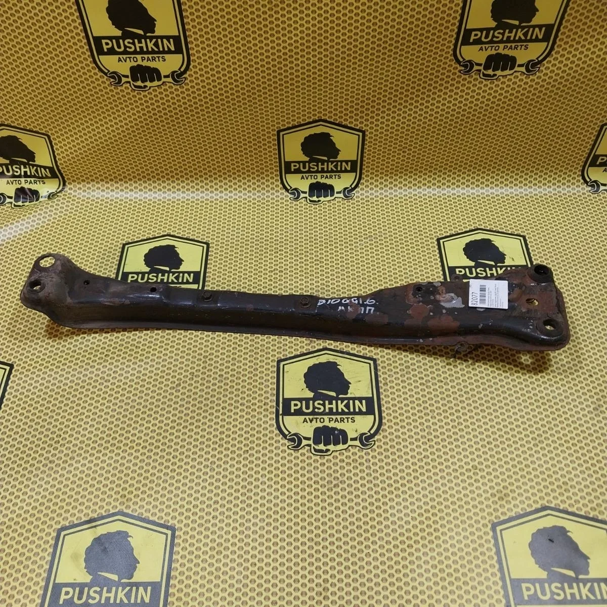 Балка продольная Nissan Almera 2009 1124095F0A B10 QG, передняя